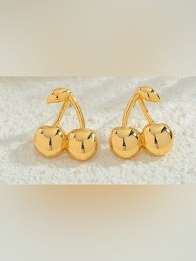 Adorable Neiman Marcus 18KT Gold Vermeil Cherry Stud earrings